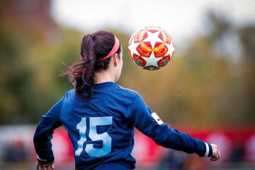 火药味 英媒炮轰FIFA：半决赛安排梅西最喜欢的裁判 对英格兰不利（配图示意）